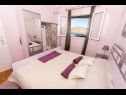 Appartamenti Duga - beachfront & seaview : A1(4+1), A2(4+1) Okrug Gornji - Isola di Ciovo  - Appartamento - A1(4+1): la camera da letto