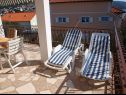 Appartamenti Mirja - 100m from the beach & parking: A1(4)-Donji, A2(6+2)-Gornji Okrug Gornji - Isola di Ciovo  - Appartamento - A2(6+2)-Gornji: la terrazza