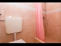 Appartamenti Ivica - garden terrace A1(2), A2(2+2) Slatine - Isola di Ciovo  - Appartamento - A1(2): il bagno con la toilette