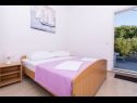 Appartamenti Ivica - garden terrace A1(2), A2(2+2) Slatine - Isola di Ciovo  - Appartamento - A1(2): la camera da letto