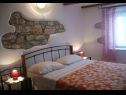 Casa vacanza Old Stone - parking: H(4+2) Cres - Isola di Cres  - Croazia - H(4+2): la camera da letto