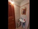 Appartamenti Boto - 20m from the sea: A2(4) Merag - Isola di Cres  - Appartamento - A2(4): il bagno con la toilette