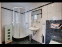 Appartamenti Miro SA1(2), SA3(2), A2 Maisonette(2+2), A4(6+2), A5(6+2)  Crikvenica - Riviera Crikvenica  - Studio appartamento - SA1(2): il bagno con la toilette