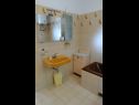 Appartamenti Radmi A1(4) - veliki, A2(4) - mali Novi Vinodolski - Riviera Crikvenica  - Appartamento - A1(4) - veliki: il bagno con la toilette