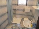 Appartamenti Marija - seaview: A1(2+1), A2(4), A3(2), A4(6+2) Novi Vinodolski - Riviera Crikvenica  - Appartamento - A4(6+2): il bagno con la toilette