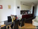 Appartamenti Tomislav A1 crni(4+1), A2 crveni(4+1), A3(5+1), A4(2+2) Selce - Riviera Crikvenica  - Appartamento - A1 crni(4+1): la cucina con la sala da pranzo