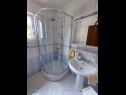 Appartamenti Tomislav A1 crni(4+1), A2 crveni(4+1), A3(5+1), A4(2+2) Selce - Riviera Crikvenica  - Appartamento - A1 crni(4+1): il bagno con la toilette