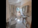 Appartamenti Tomislav A1 crni(4+1), A2 crveni(4+1), A3(5+1), A4(2+2) Selce - Riviera Crikvenica  - Appartamento - A3(5+1): il bagno con la toilette