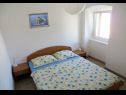 Appartamenti Oasis - 50 m from the sea: SA1(2+2), A2(4+1) Veli Rat - Isola di Dugi otok  - Appartamento - A2(4+1): la camera da letto