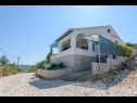 Casa vacanza Holiday Home near lighthouse H(4+2) Veli Rat - Isola di Dugi otok  - Croazia - il cortile