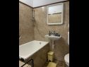 Appartamenti Ivan - 60m from the sea: A1 (4+1), A2 (3+1), A3 (3+1) Ivan Dolac - Isola di Hvar  - Appartamento - A2 (3+1): il bagno con la toilette