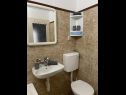 Appartamenti Ivan - 60m from the sea: A1 (4+1), A2 (3+1), A3 (3+1) Ivan Dolac - Isola di Hvar  - Appartamento - A2 (3+1): il bagno con la toilette