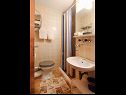 Appartamenti Emily - 50m from beach; A1(2), A2(2), A3(2), A4(2), A5(4+1) Vrboska - Isola di Hvar  - Studio appartamento - A3(2): il bagno con la toilette