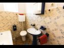 Appartamenti Sea View - 7 m from beach: A1(5+1) Baia Zarace (Gdinj) - Isola di Hvar  - Croazia - Appartamento - A1(5+1): il bagno con la toilette