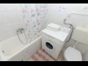 Appartamenti Maca - seafront: A1(5), A2(6+1) Baia Zarace (Gdinj) - Isola di Hvar  - Appartamento - A2(6+1): il bagno con la toilette