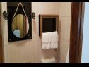 Appartamenti e camere Perstel - with parking : A3(2), A4(2), R1(2) Marcana - Istria  - Appartamento - A3(2): il bagno con la toilette