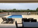 Casa vacanza LjubaV - with pool : H(4) Medulin - Istria  - Croazia - H(4): la piscina