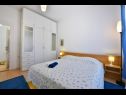 Appartamenti Ariana - central & comfy: A1(4) Porec - Istria  - Appartamento - A1(4): la camera da letto