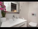Appartamenti Regent 2 - exclusive location: A1(2+2), SA(2) Rovinj - Istria  - Studio appartamento - SA(2): il bagno con la toilette