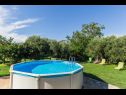 Appartamenti Lili-with paddling pool: A1(4+2) Umag - Istria  - la piscina
