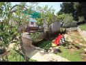 Appartamenti Relax - 50 m from sea: A1(2+2) Lumbarda - Isola di Korcula  - il giardino