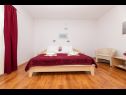Appartamenti Juri A1(2+2), A2(2+2) Vrbnik - Isola di Krk  - Appartamento - A2(2+2): la camera da letto