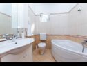 Appartamenti Juri A1(2+2), A2(2+2) Vrbnik - Isola di Krk  - Appartamento - A2(2+2): il bagno con la toilette