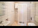 Appartamenti Polo A1 (4+2) Vrbnik - Isola di Krk  - Appartamento - A1 (4+2): il bagno con la toilette