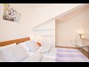 Appartamenti Polo A1 (4+2) Vrbnik - Isola di Krk  - Appartamento - A1 (4+2): la camera da letto