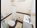Appartamenti Zahija A1(2) Vrbnik - Isola di Krk  - Appartamento - A1(2): il bagno con la toilette