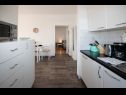 Appartamenti Miriam - 200m from beach: SA1(2+1), A2(2+2) Ika - Quarnaro  - Appartamento - A2(2+2): la cucina con la sala da pranzo