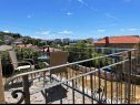 Appartamenti Vatro - with balcony and free parking: A1(2+1) Rijeka - Quarnaro  - lo sguardo dal balcone (casa e dintorni)