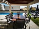 Appartamenti Villa Esse - heated pool & seaview: A1(2+2), A2(4+2), A3(2+2), A4(4+2), A5(2+2) Baska Voda - Riviera Makarska  - la terrazza