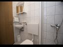 Appartamenti Robert - sea view : A1(4+1), A2(4+2) Brela - Riviera Makarska  - Appartamento - A2(4+2): il bagno con la toilette