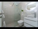 Appartamenti Robert - sea view : A1(4+1), A2(4+2) Brela - Riviera Makarska  - Appartamento - A1(4+1): il bagno con la toilette