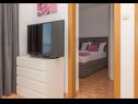 Appartamenti Ivi - 100 m from pebble beach: A1(2+2), A2(2+2), A3(2+2), A4(4+4), A5(2+2) Drasnice - Riviera Makarska  - Appartamento - A1(2+2): camera