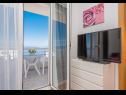 Appartamenti Ivi - 100 m from pebble beach: A1(2+2), A2(2+2), A3(2+2), A4(4+4), A5(2+2) Drasnice - Riviera Makarska  - Appartamento - A1(2+2): il balcone