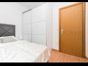 Appartamenti Ivi - 100 m from pebble beach: A1(2+2), A2(2+2), A3(2+2), A4(4+4), A5(2+2) Drasnice - Riviera Makarska  - Appartamento - A4(4+4): la camera da letto