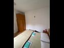 Appartamenti Biljana - 150m from beach: A1(2+1), A2(2+2), A3(5), A4(2+2) Gradac - Riviera Makarska  - Appartamento - A1(2+1): la camera da letto