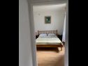 Appartamenti Biljana - 150m from beach: A1(2+1), A2(2+2), A3(5), A4(2+2) Gradac - Riviera Makarska  - Appartamento - A1(2+1): la camera da letto