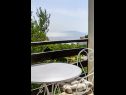 Appartamenti Goge - 90 m from the beach: A1(4), SA2(2) Gradac - Riviera Makarska  - Appartamento - A1(4): lo sguardo dal balcone