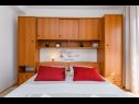 Appartamenti Goge - 90 m from the beach: A1(4), SA2(2) Gradac - Riviera Makarska  - Appartamento - A1(4): la camera da letto