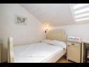 Appartamenti Mira - economy: A1(2+2), SA2(2), SA3(2) Igrane - Riviera Makarska  - Appartamento - A1(2+2): la camera da letto