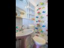 Appartamenti Mira - economy: A1(2+2), SA2(2), SA3(2) Igrane - Riviera Makarska  - Studio appartamento - SA2(2): il bagno con la toilette