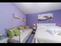 Appartamenti Palmina - comfort apartment: A1 veliki (6),  A2 žuti (4+1), A3 lila (2), SA4 bijeli (2) Makarska - Riviera Makarska  - Studio appartamento - SA4 bijeli (2): la camera da letto