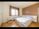 Appartamenti Dolo - in centre: A1(5), A2(5) Makarska - Riviera Makarska  - Appartamento - A2(5): la camera da letto