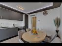 Appartamenti Ivana - luxurious: A1(2+2) Makarska - Riviera Makarska  - Appartamento - A1(2+2): la cucina con la sala da pranzo