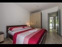 Appartamenti Vese - quiet area: A1(4+2) Makarska - Riviera Makarska  - Appartamento - A1(4+2): la camera da letto