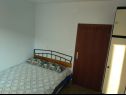 Appartamenti Vela - with own parking: A1(2) Podgora - Riviera Makarska  - Appartamento - A1(2): la camera da letto