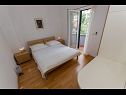 Appartamenti Cobra - excellent location: A1(2+2), SA2(2+1), A4(4+2) Tucepi - Riviera Makarska  - Appartamento - A1(2+2): la camera da letto